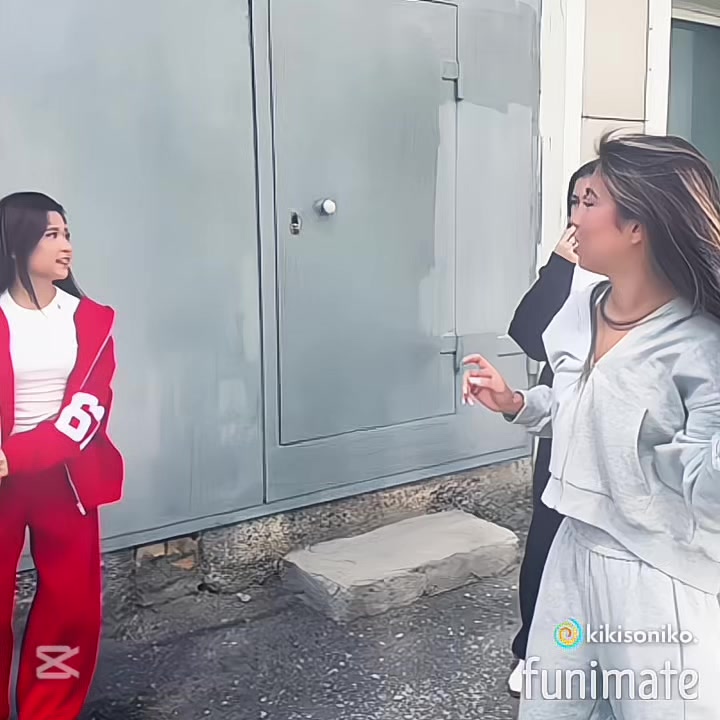 @кикисоник🤍
