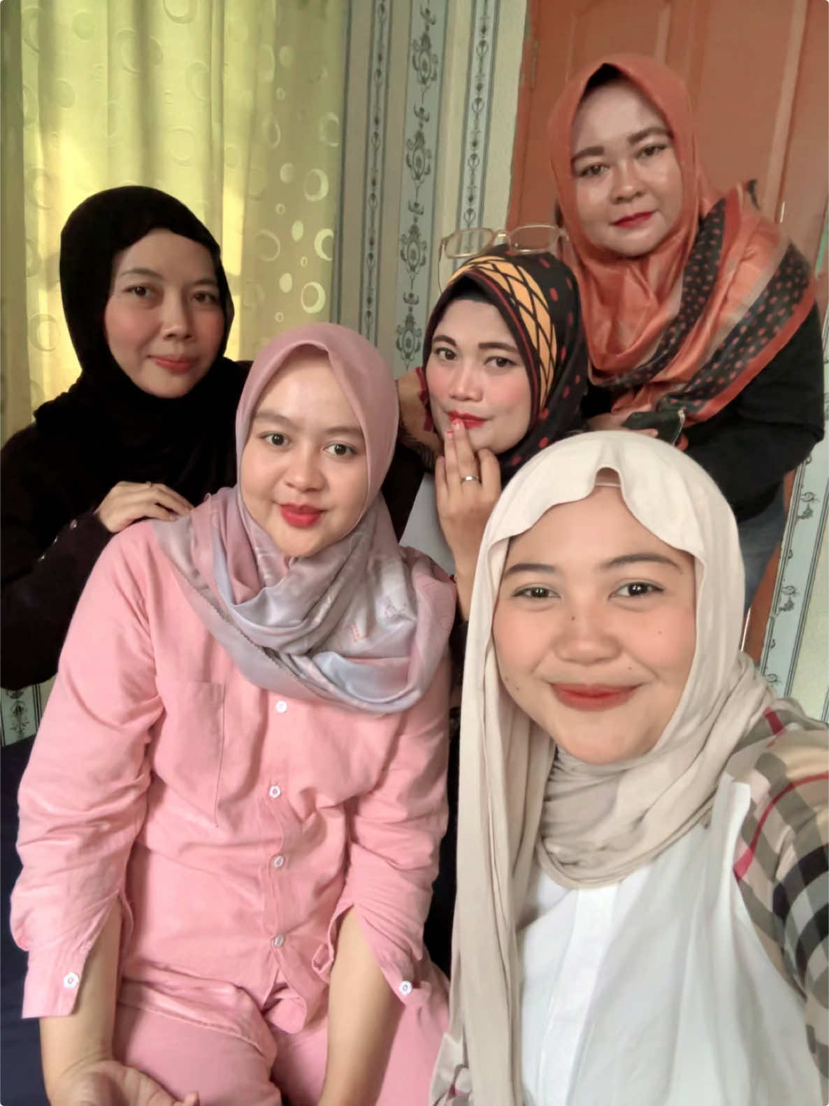 @putri.sinta2010