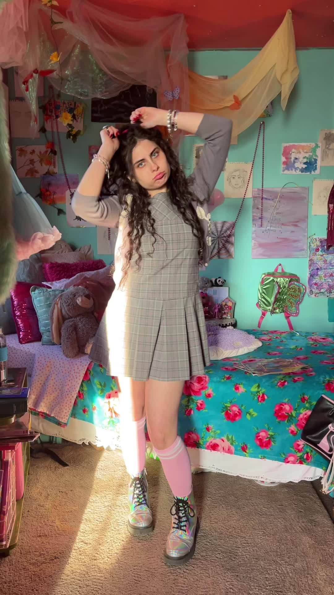 @scarletohealy