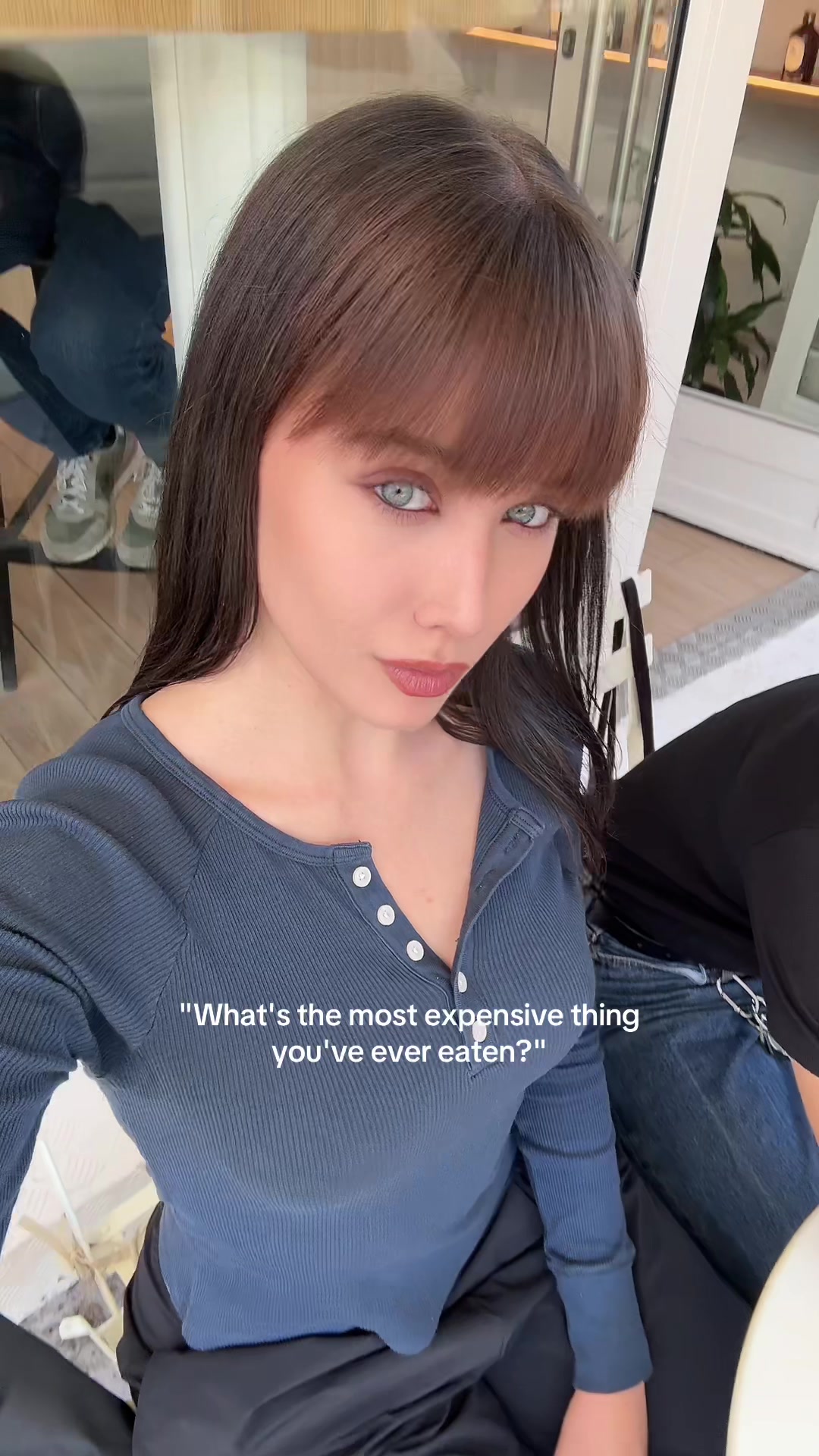@𝑁𝑖𝑛𝑒𝑙𝑙𝑒.