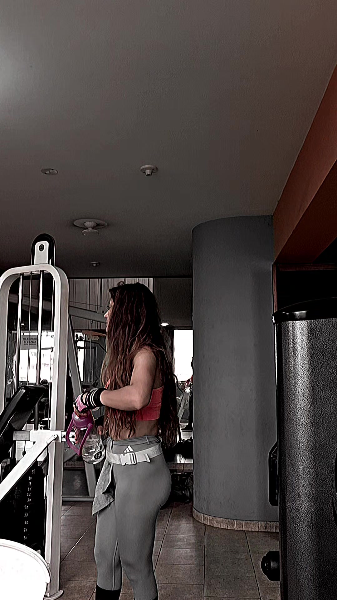 @•anita•