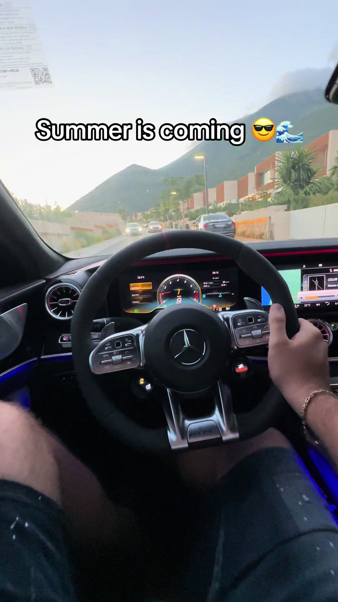 @£M✌️