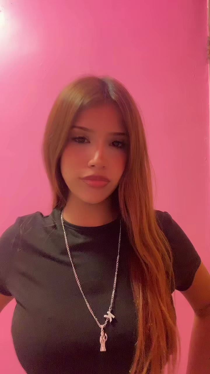 @𝕵𝖔𝖍𝖊𝖑𝖞_𝖔𝖋𝖎𝖈𝖎𝖆𝖑🦋.