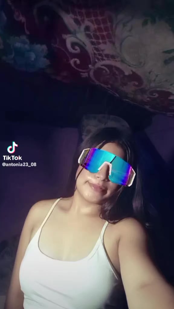 @Emily Santos