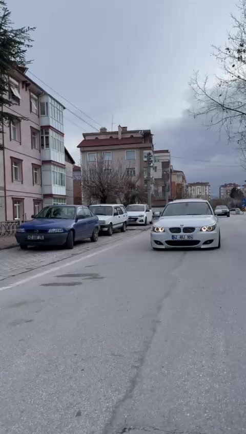 @Ömer Taş