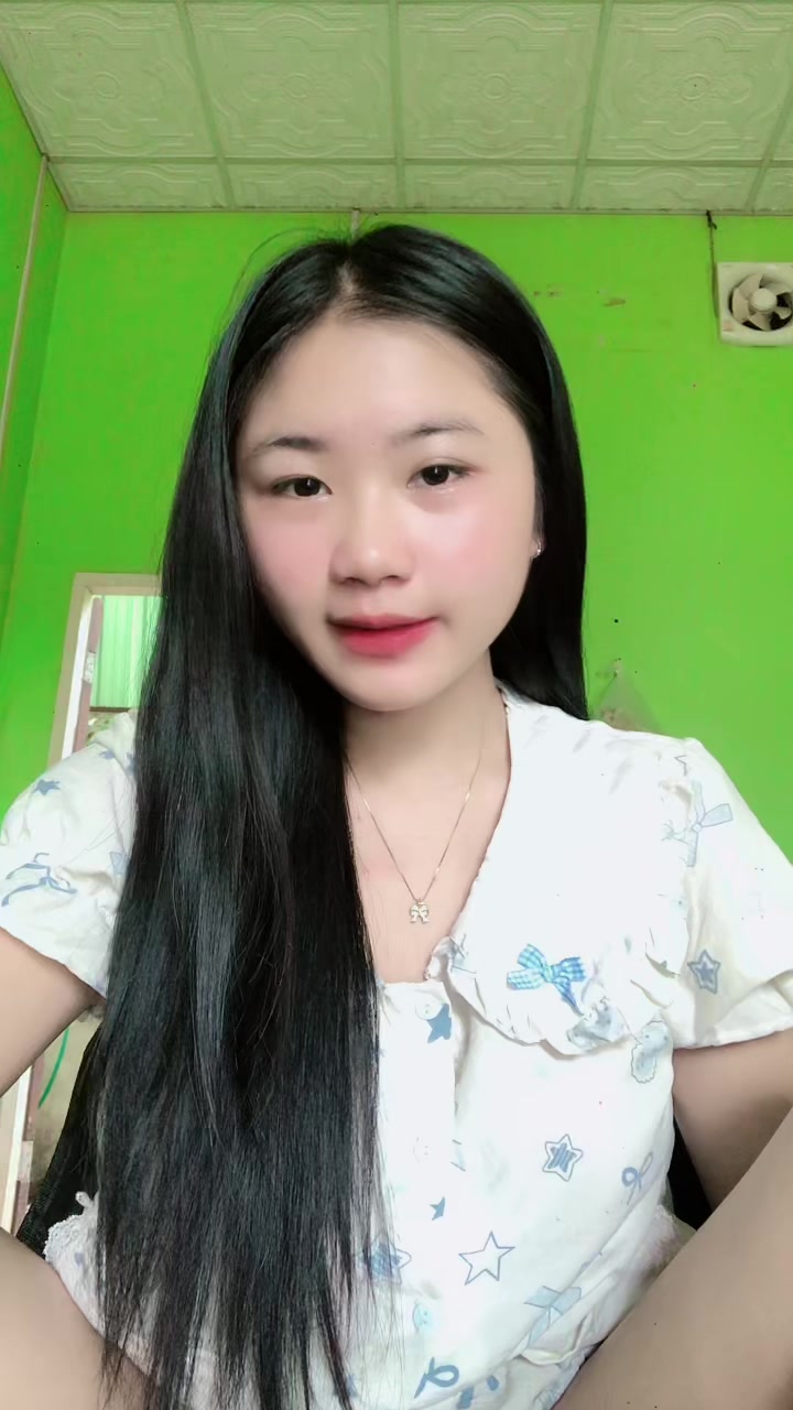 @ຂັວນ ສາວເມືອງເຟືອງ💚🐣