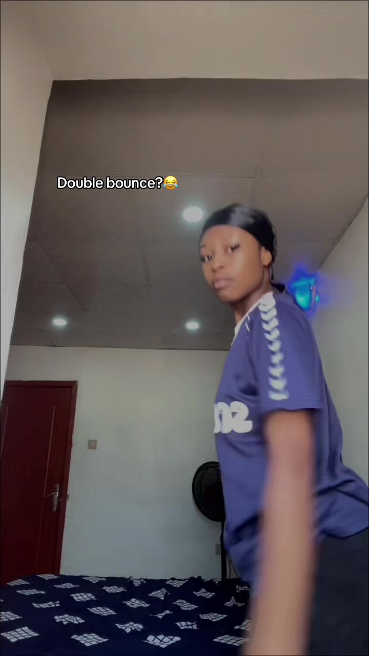 @BEE💕❤️