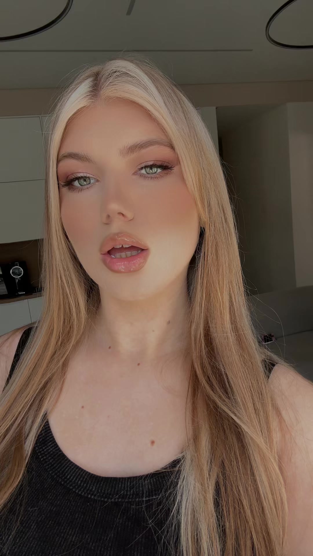 @🦋🤍