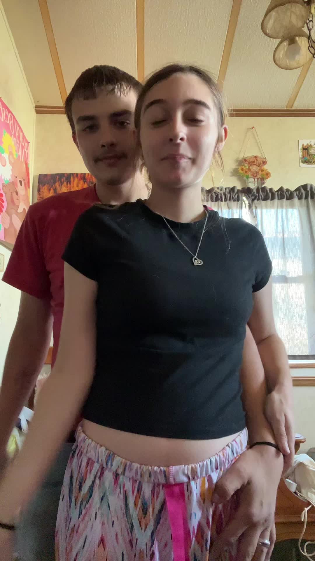 @ashtons_wifee0