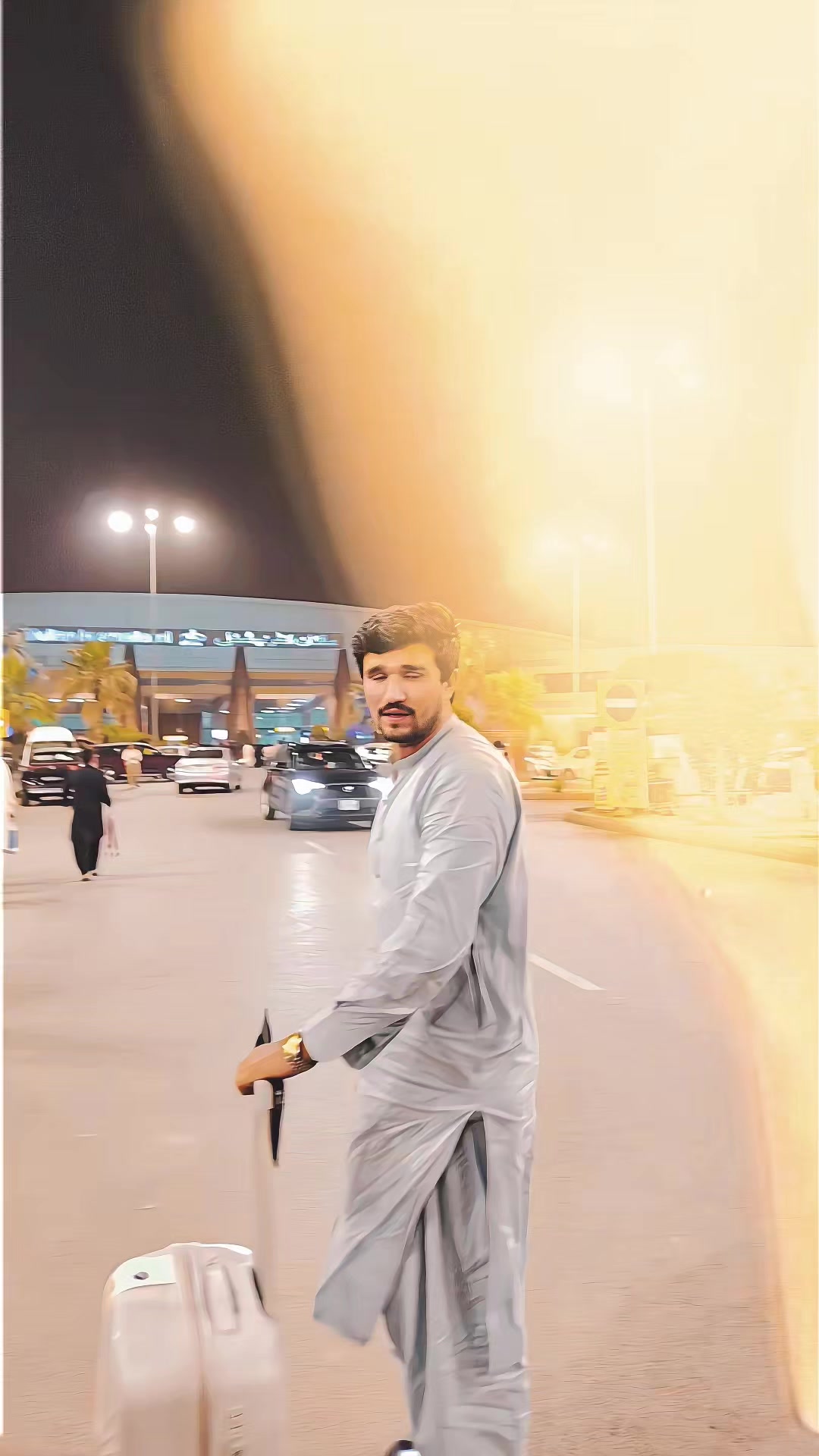 @ارسلان گھلو۔