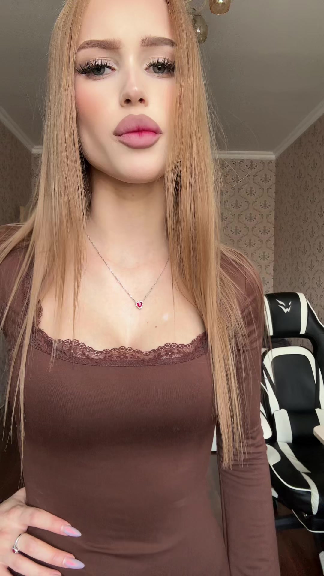 @ChicBlonde