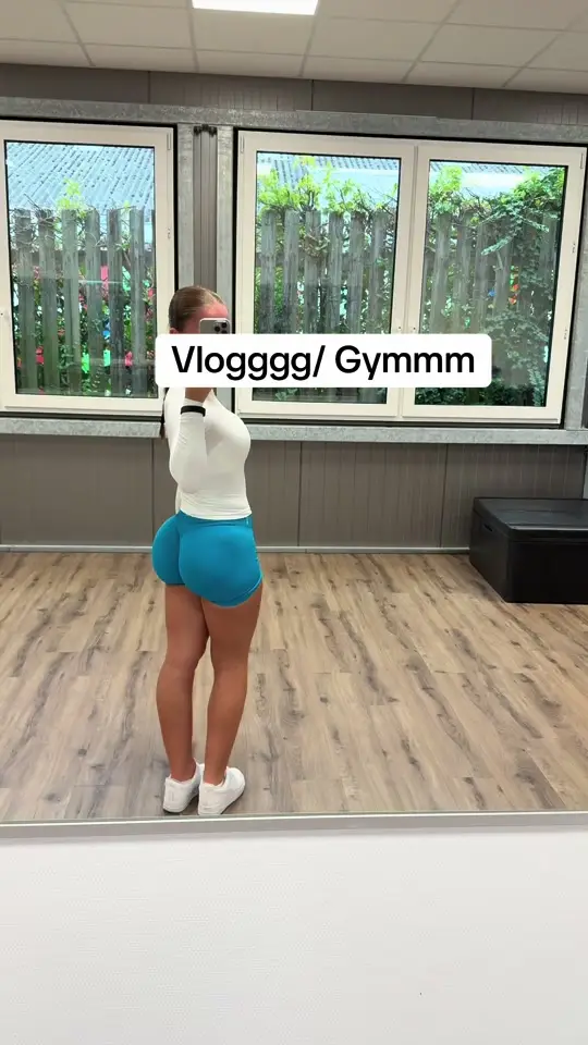 helena ( helenaakln) Urlebird