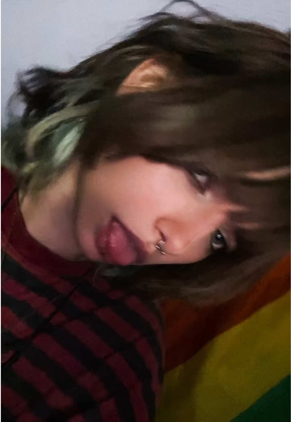 @T<3