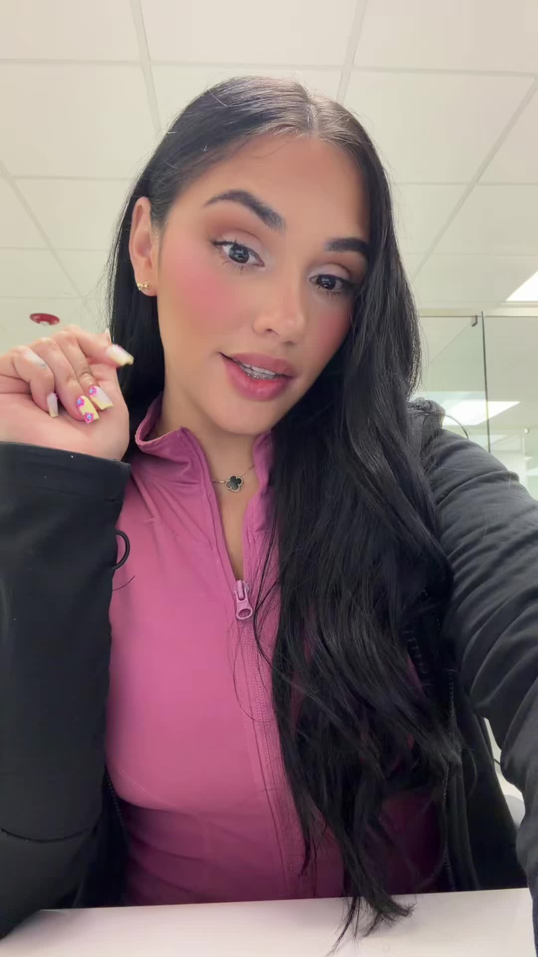 @M E L A N Y