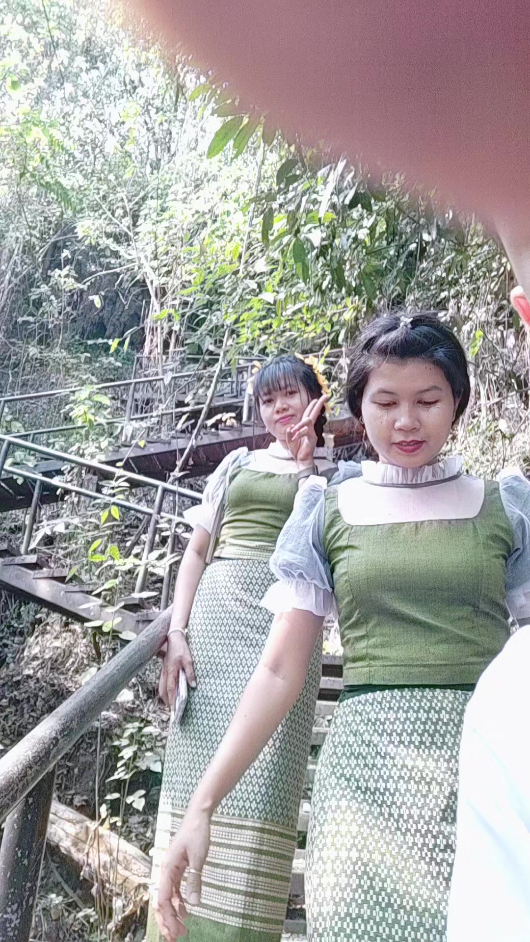 @ni lar khaing
