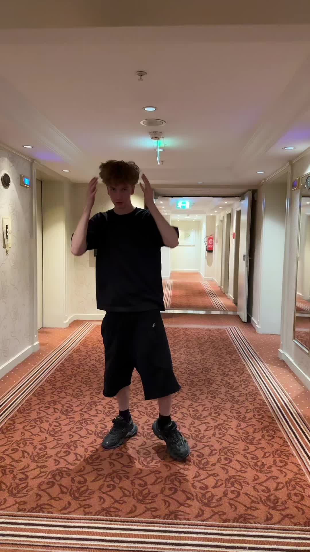 @whereisvanyy