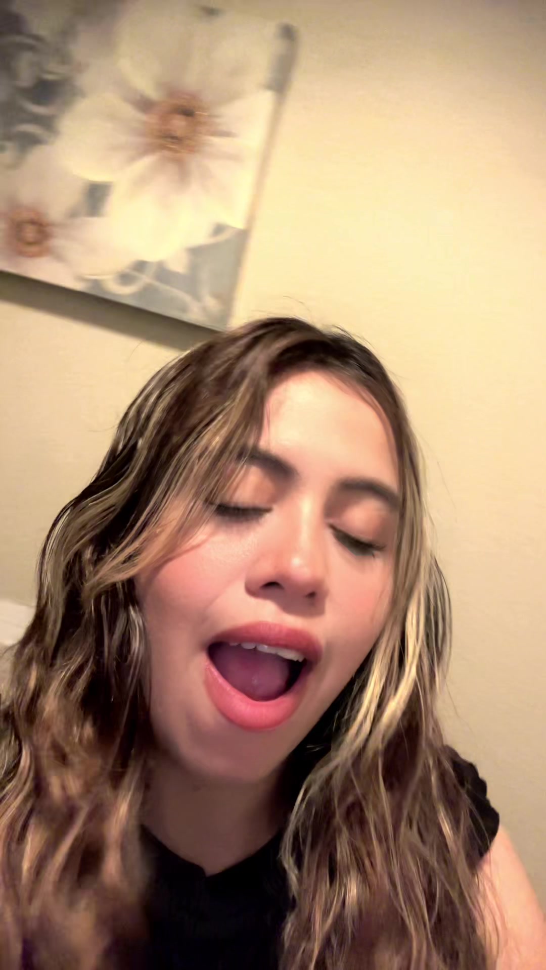 @Itzelv0916