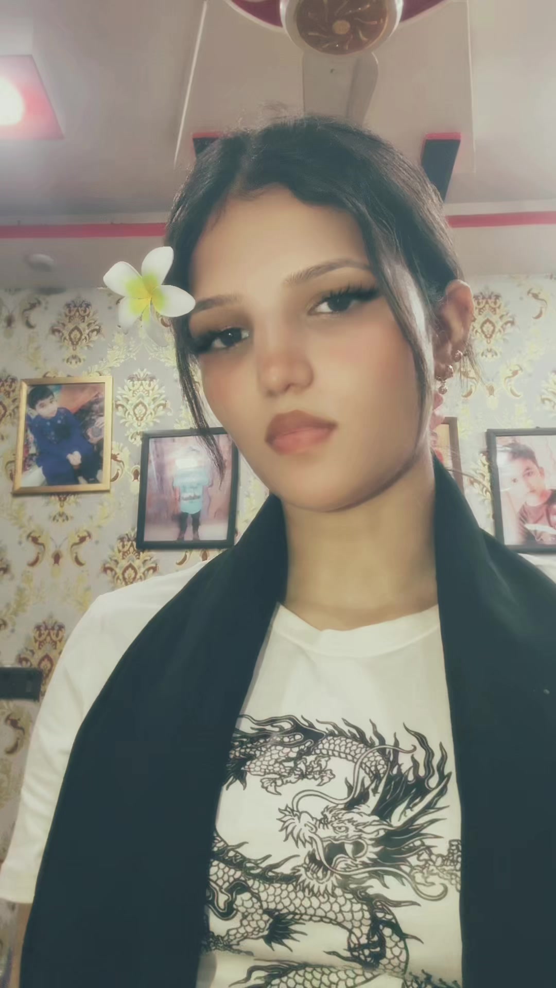 @𝑨 𝑹 𝑽 𝑨 🌷