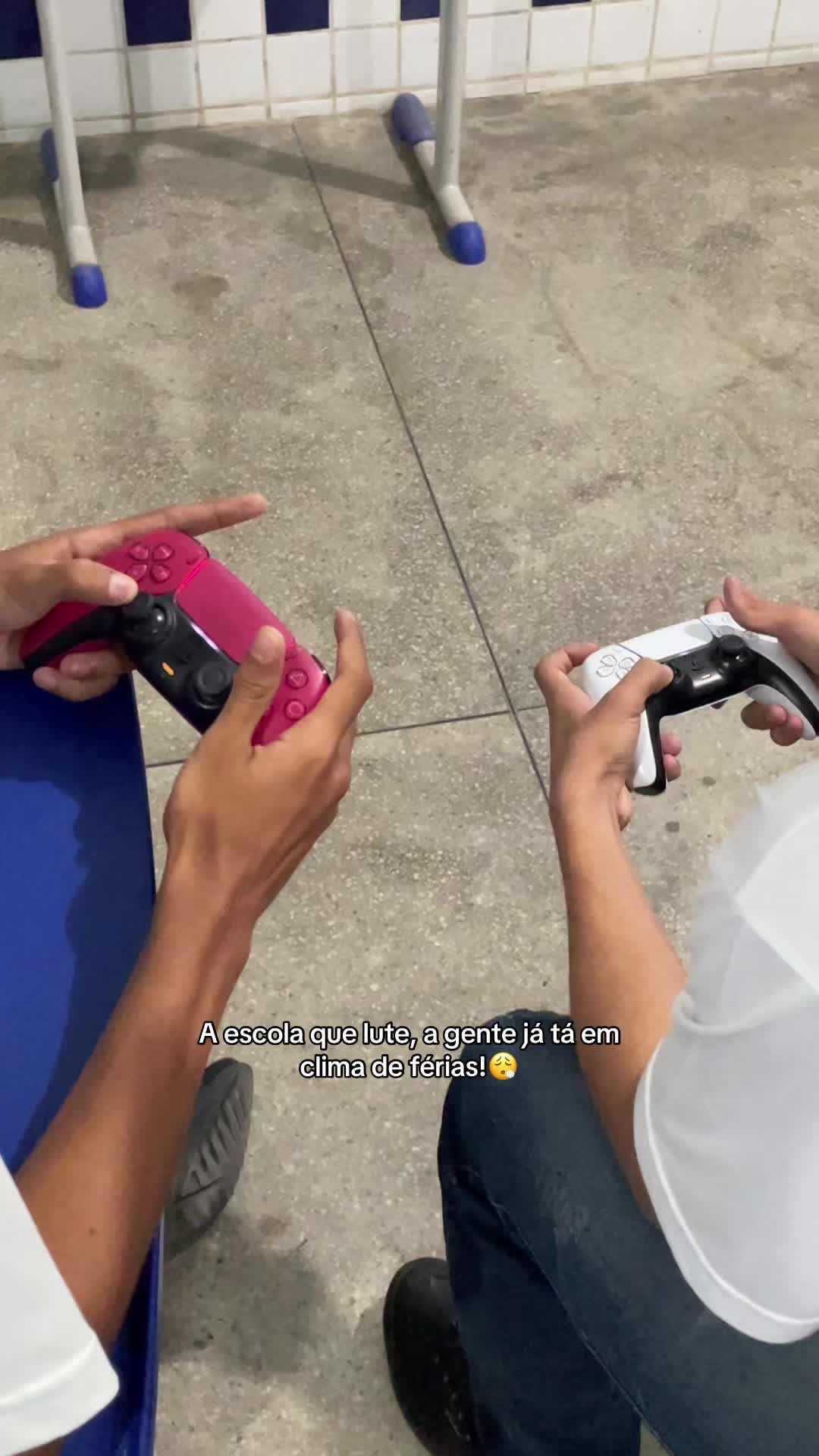 @★