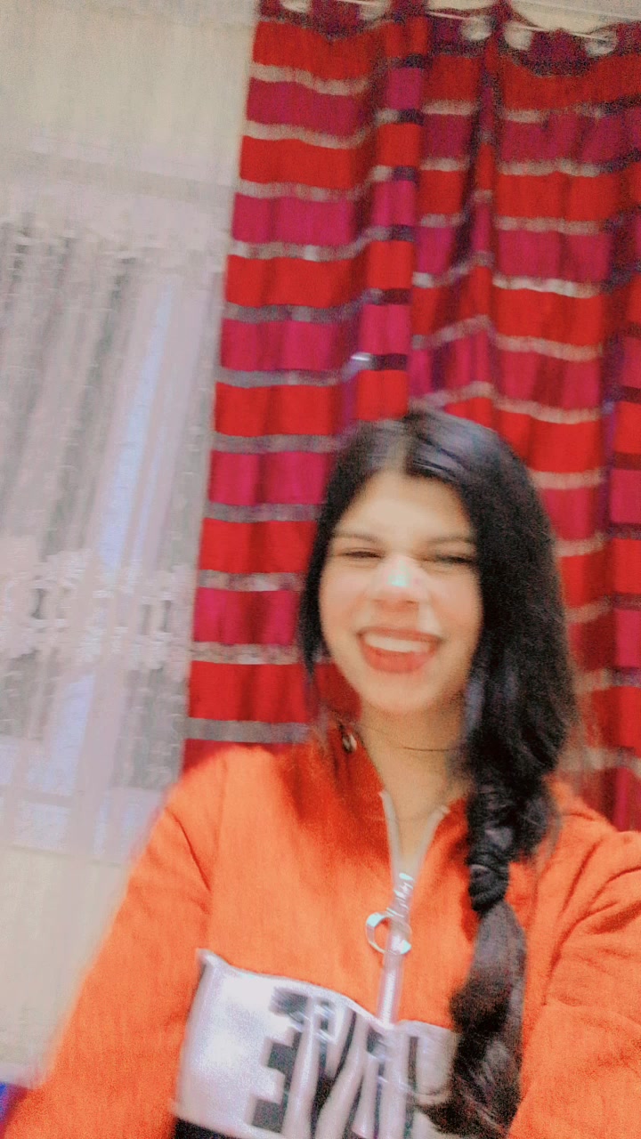@kalp kıran kız 🖤🖤