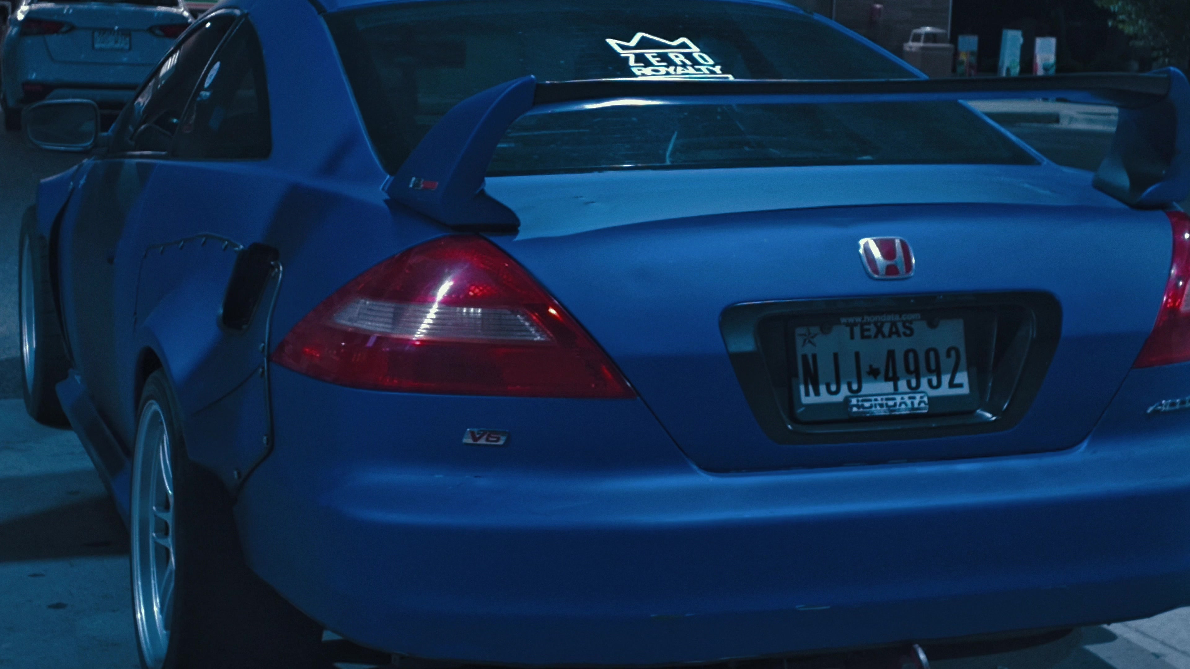 @Zero Royalty Garage