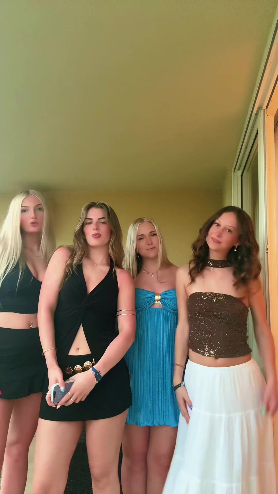 @alanasecrethello