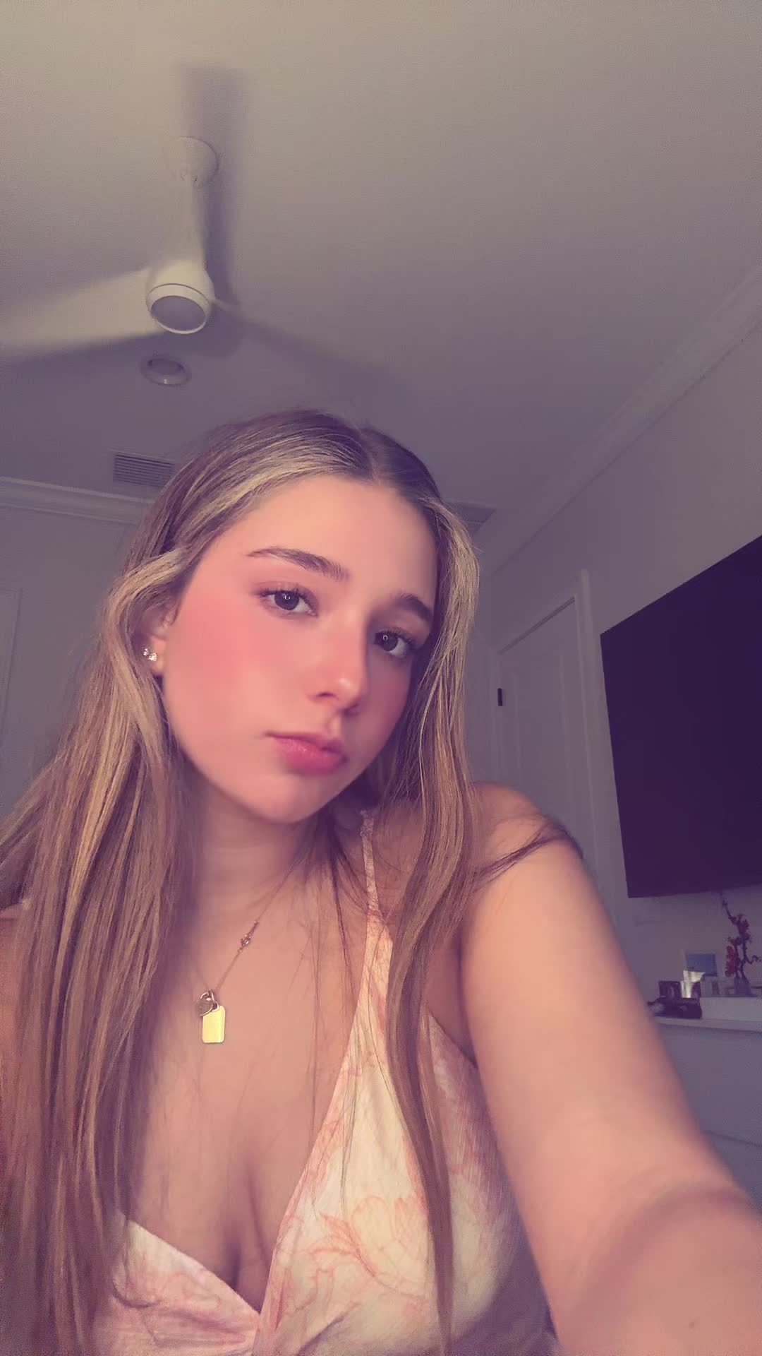 @shhhaylinsecret
