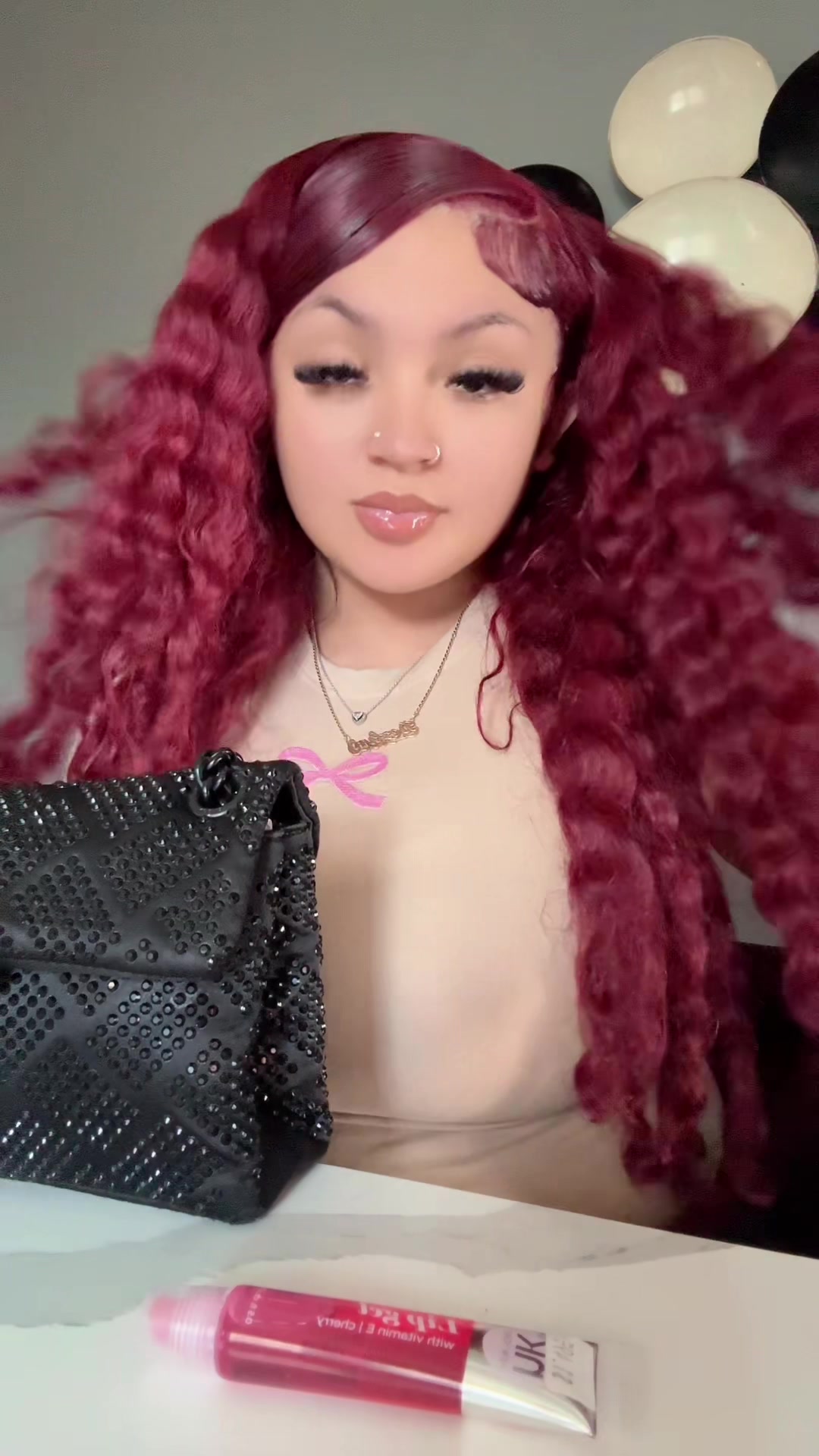 @_actuallydezlyn