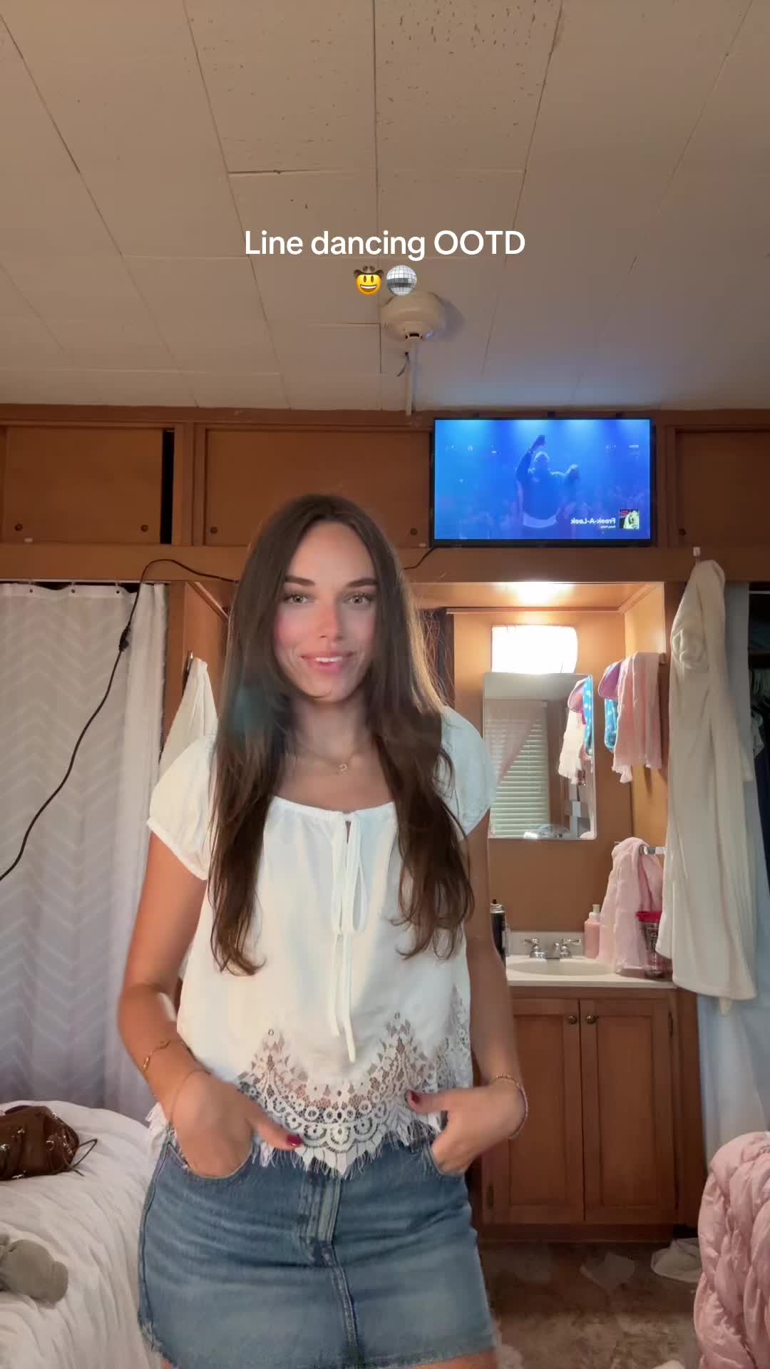 @Chloe Danicki