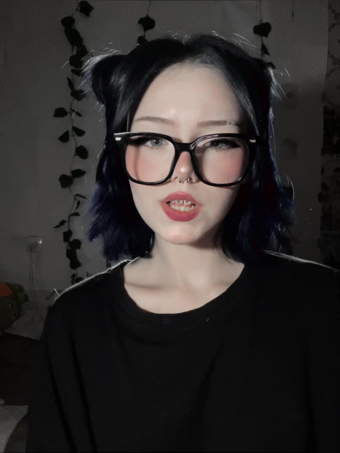 @・✧𝔦𝔪𝔞𝔰𝔩𝔲𝔱✧・