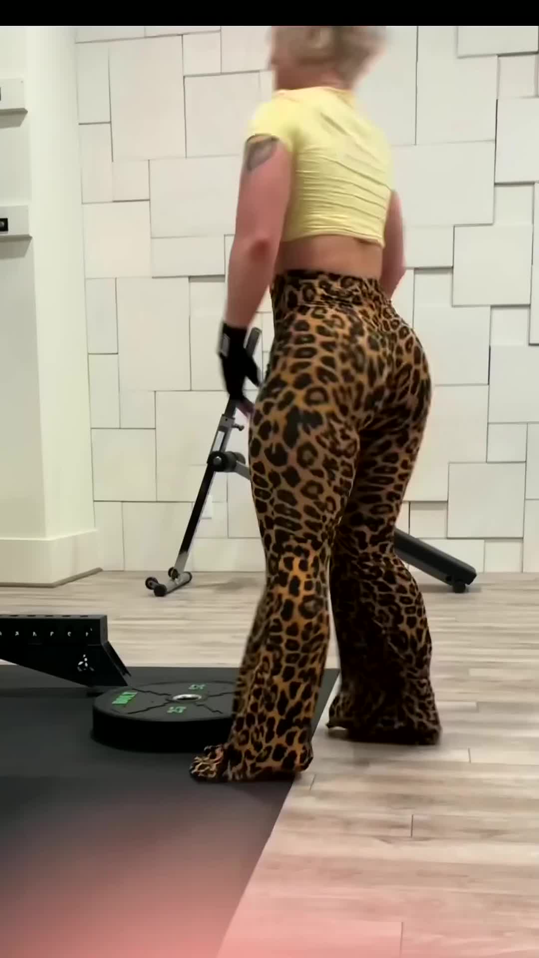 @zoeaadari9077258