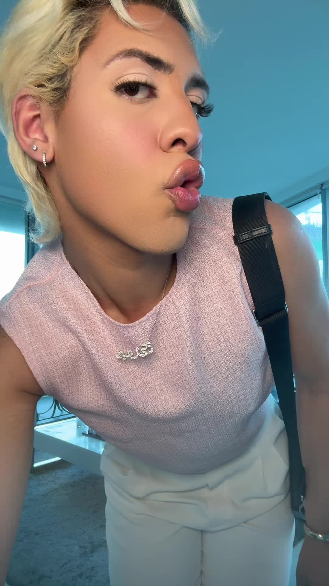 @Angeli De La Vega