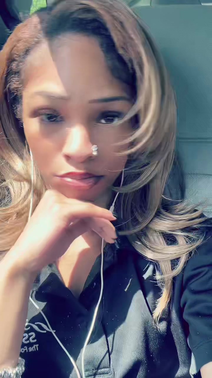 @𖡎yellow jelloo🩶.