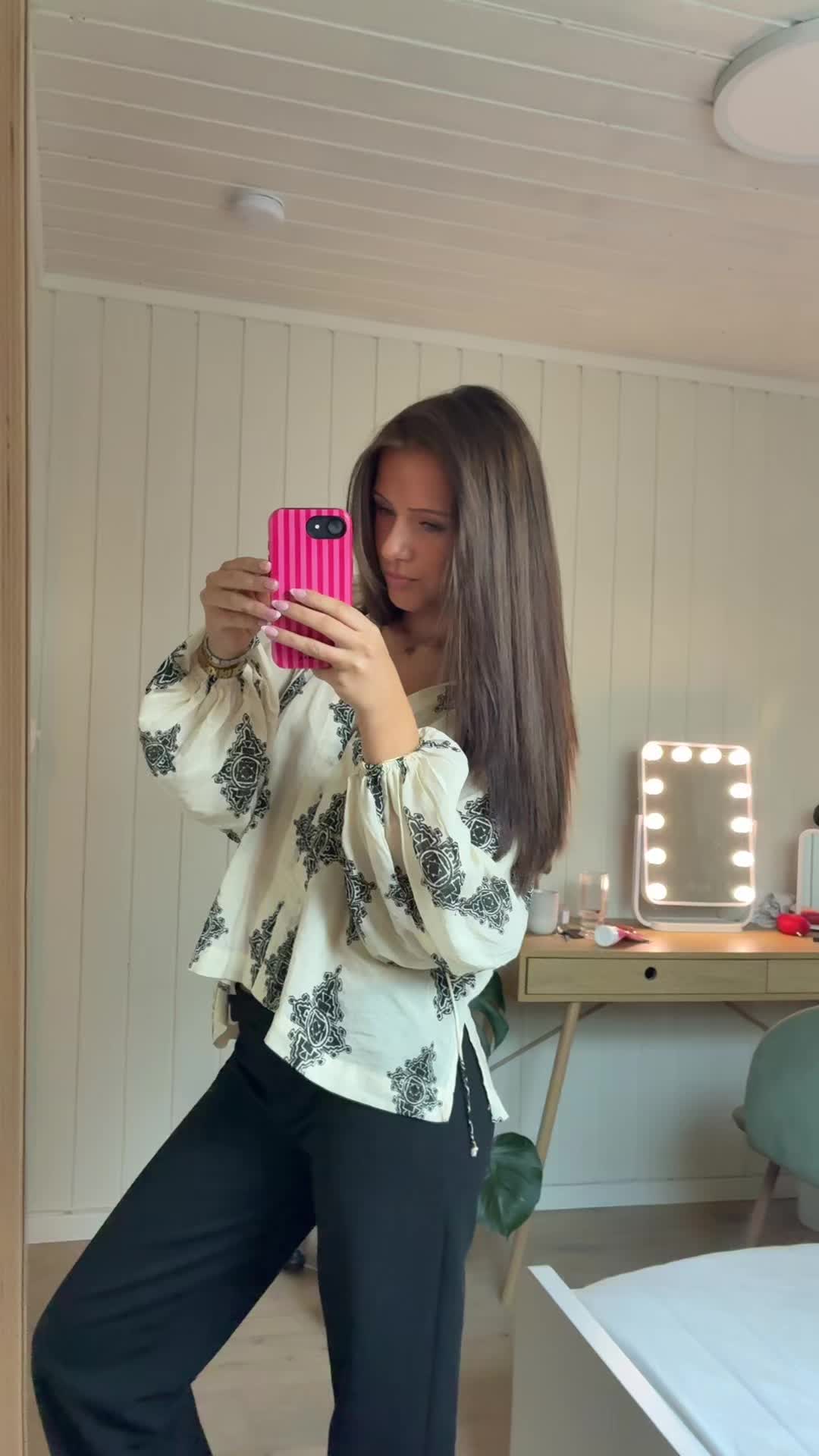 @MELINDA DAHL