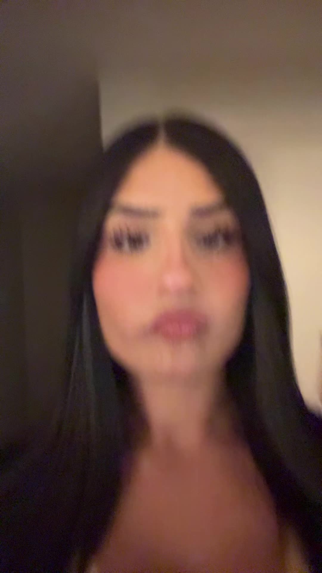@🍍