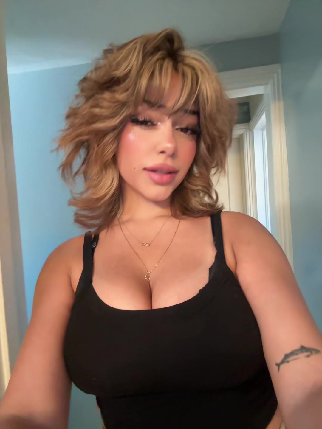 @༯