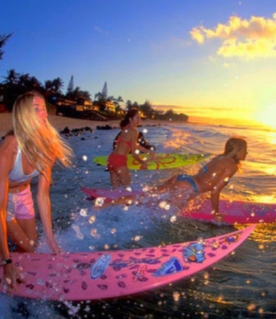 @𝓱𝓮𝓵𝓵𝓸 𝓴𝓲𝓽𝓽𝔂🌊