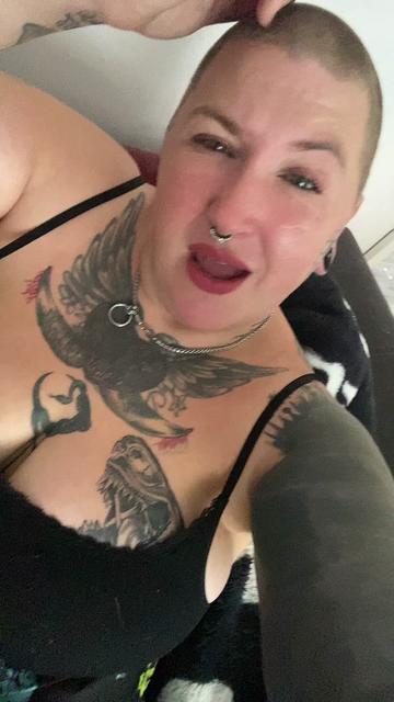 @Damagedgoddess