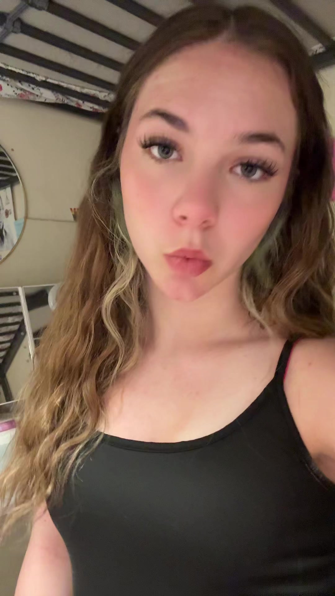 @karis.lip.sync