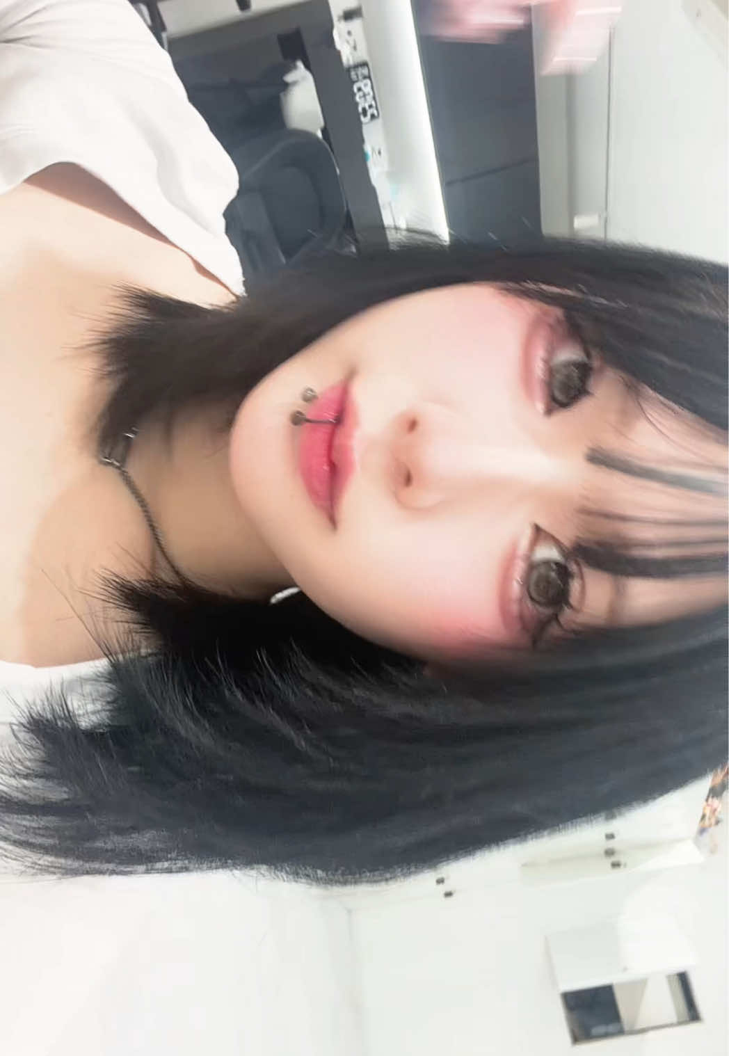@にちゅ/名古屋美容師/名古屋韓国ヘア/レイヤーカット