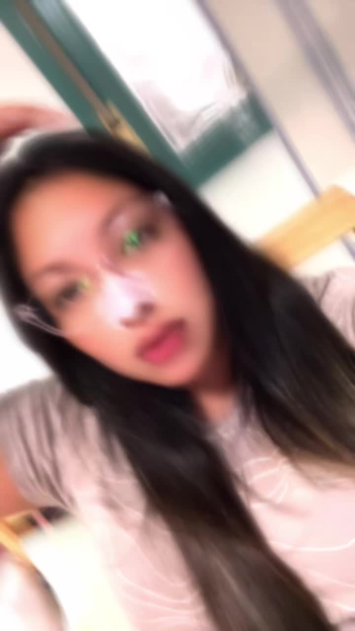 @Y u r i 🩵