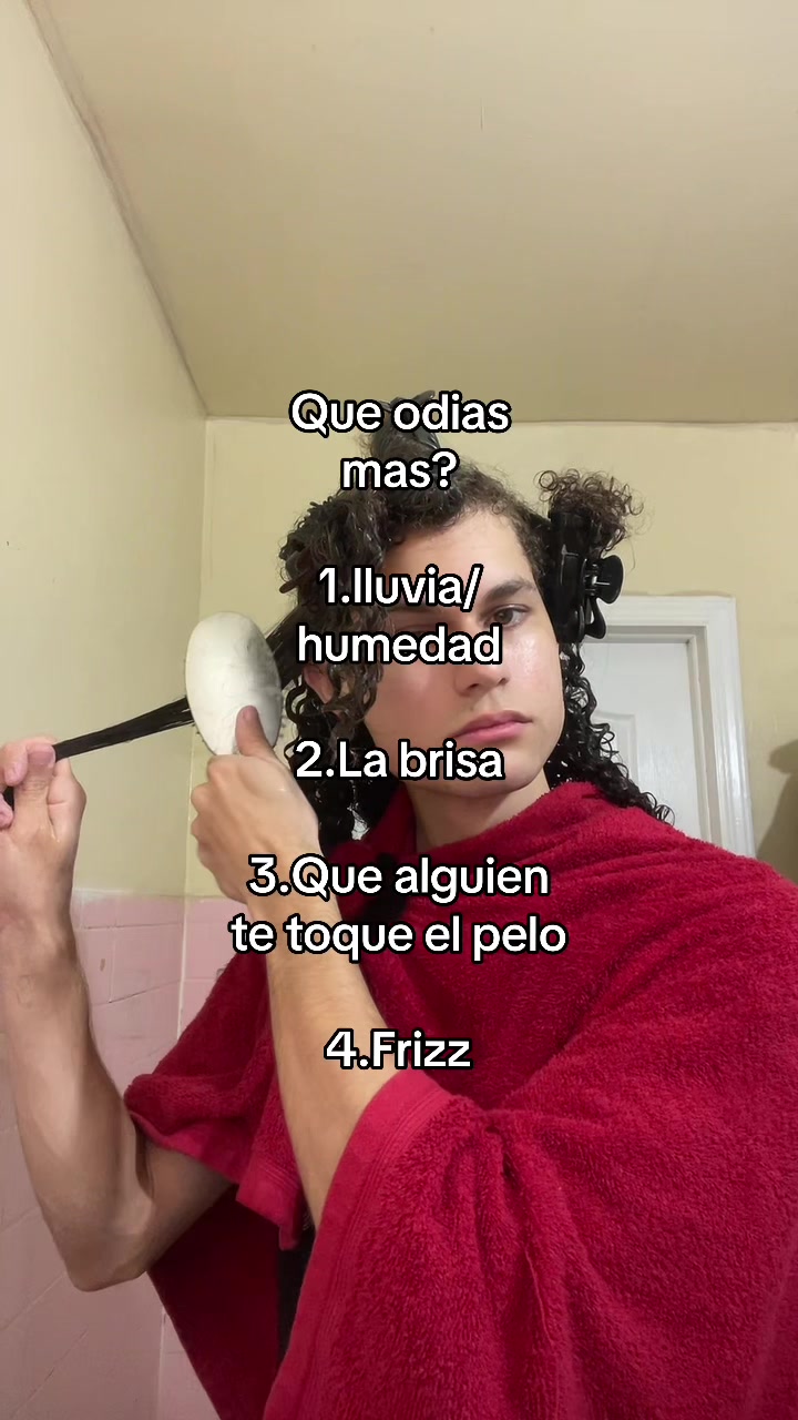 @Curlyhairguy01🇩🇴