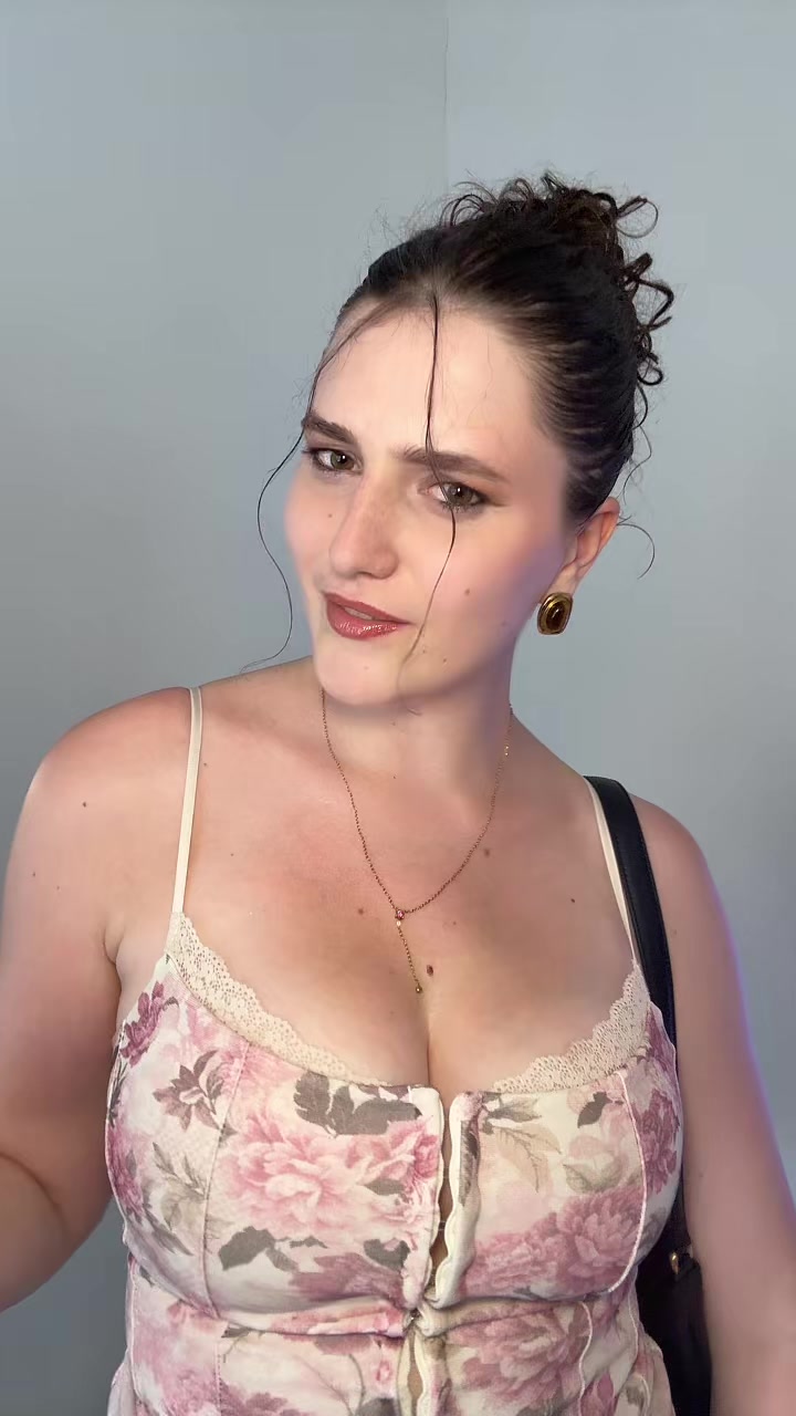 @Evelīna