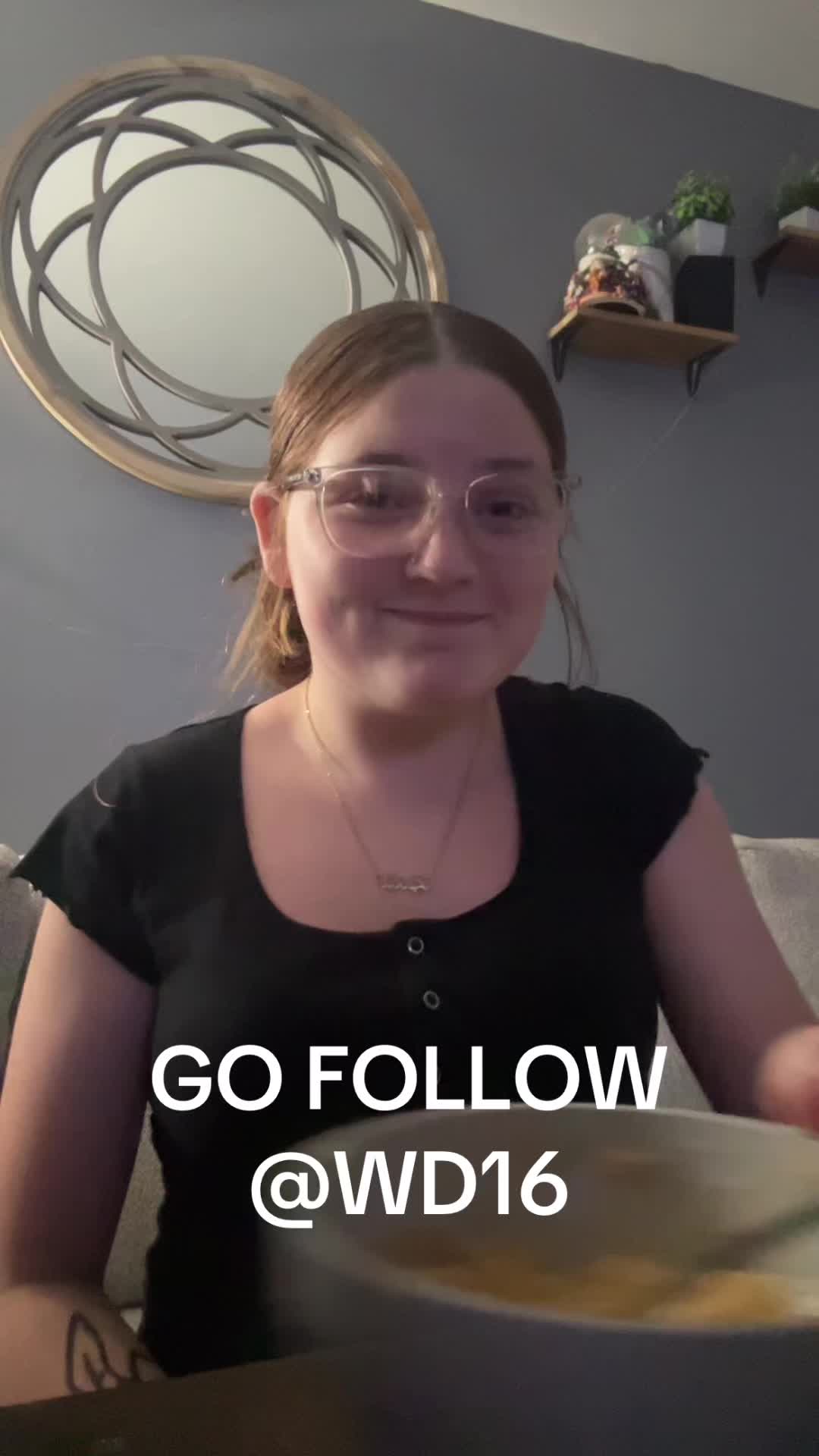 @lesliexoxo012