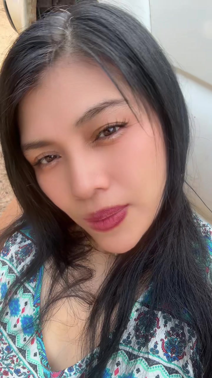 @Reyes Eva