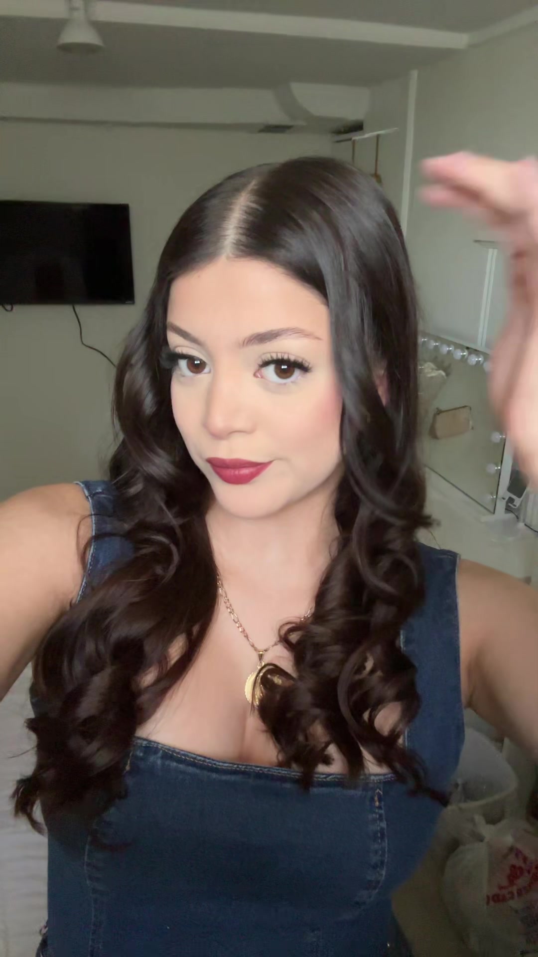 @Amaris