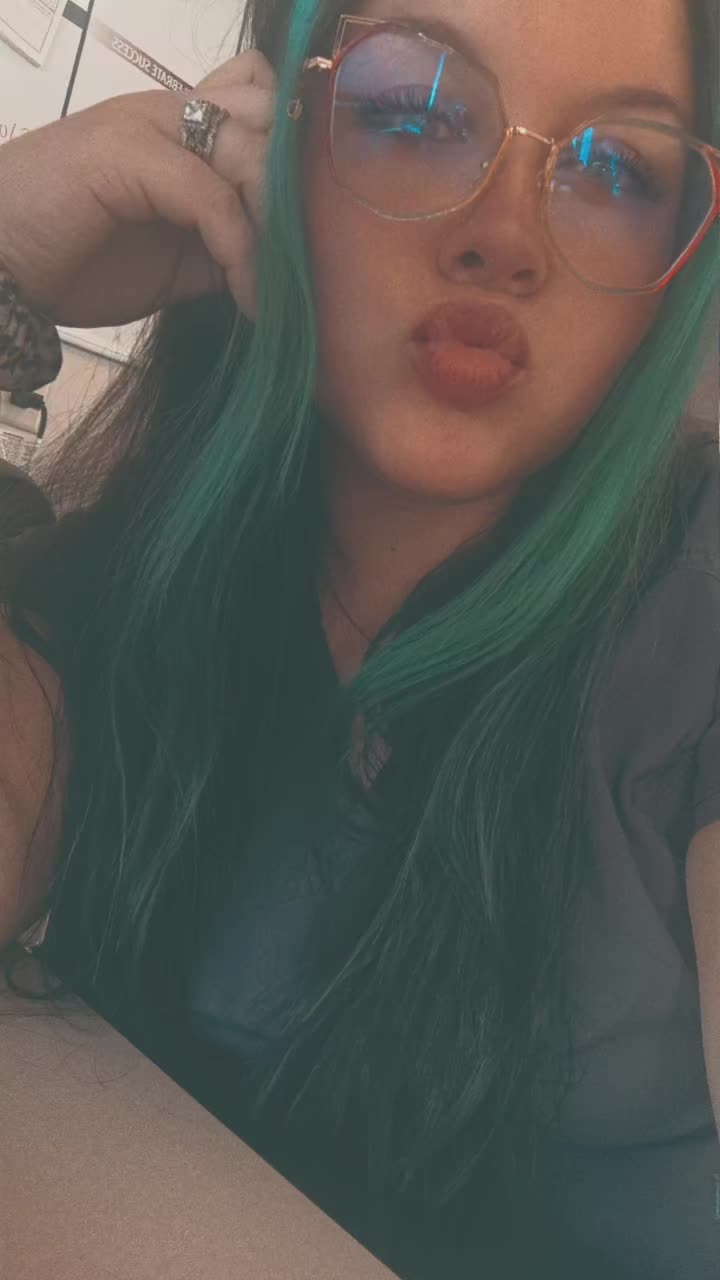 @SmutttDoll📚🥀