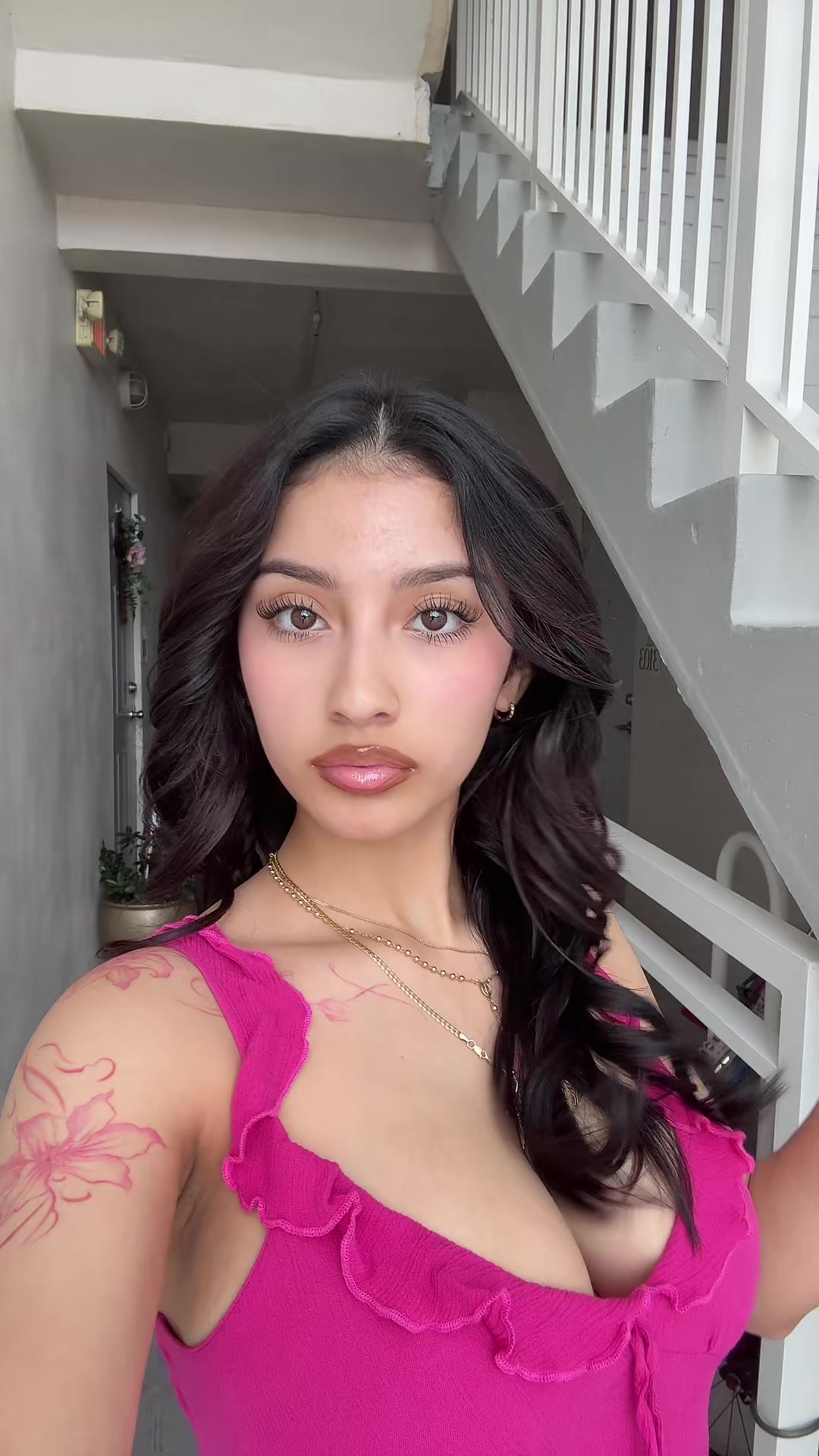 @️