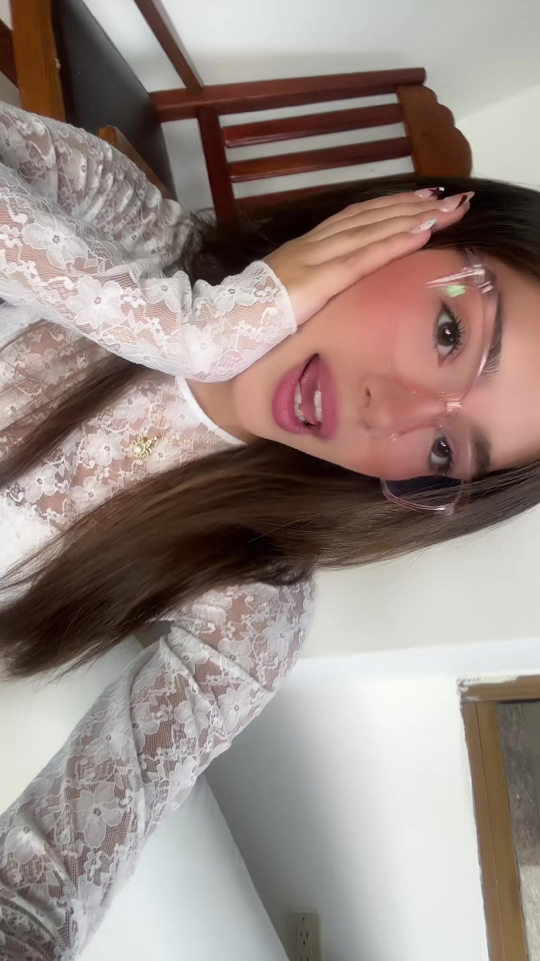 @María