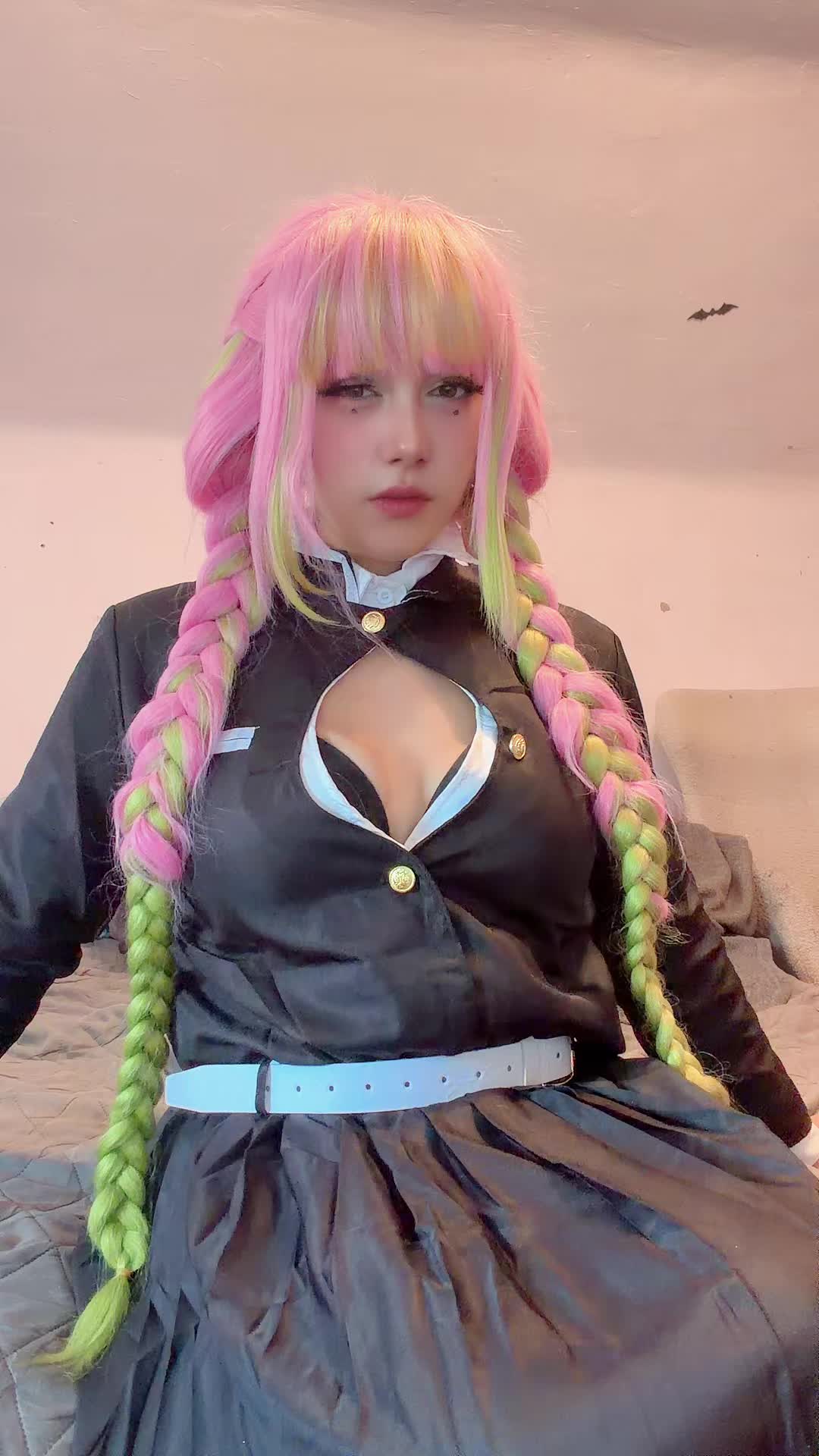 @Goth_latina